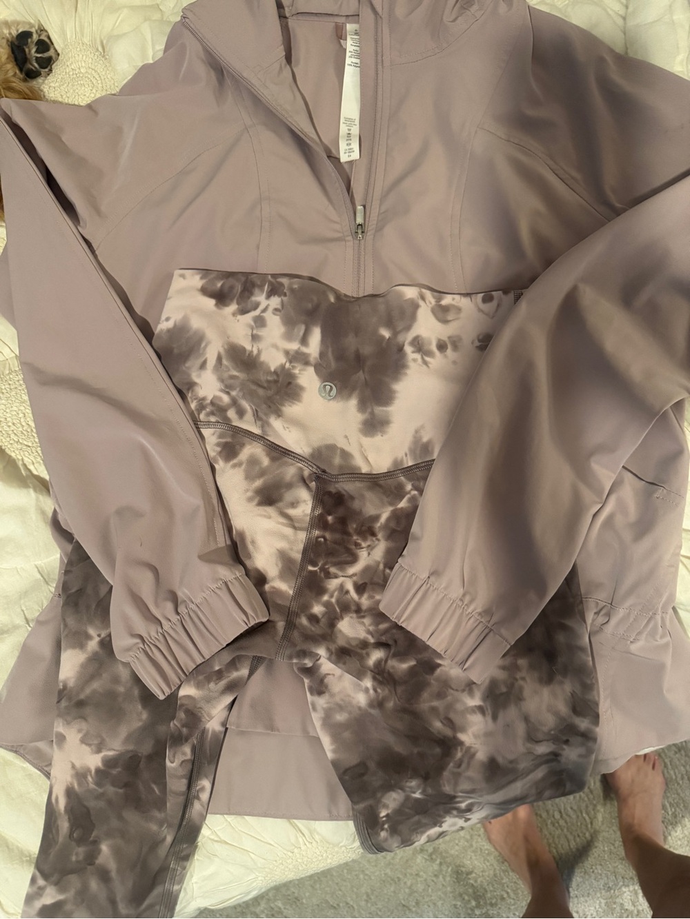 Lululemon Smoky Blush Tie-Dye Leggings and Pack it Up“ windbreaker SET